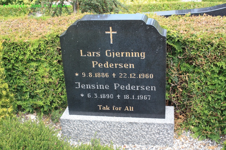 Lars Gjerning Pedersen. Levring Kirkegård