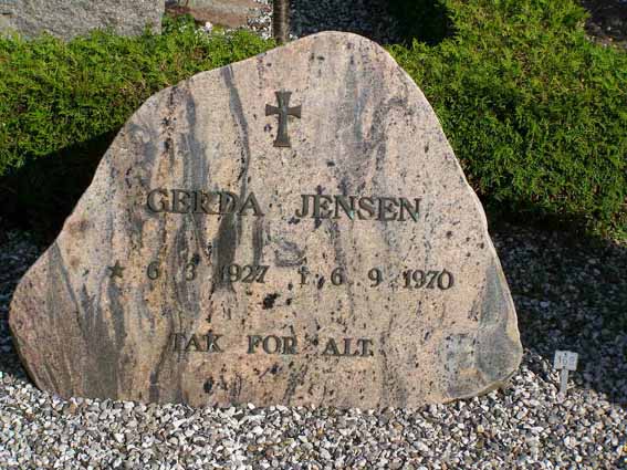 Gerda Jensen (Ruskær). Engesvang Kirkegård