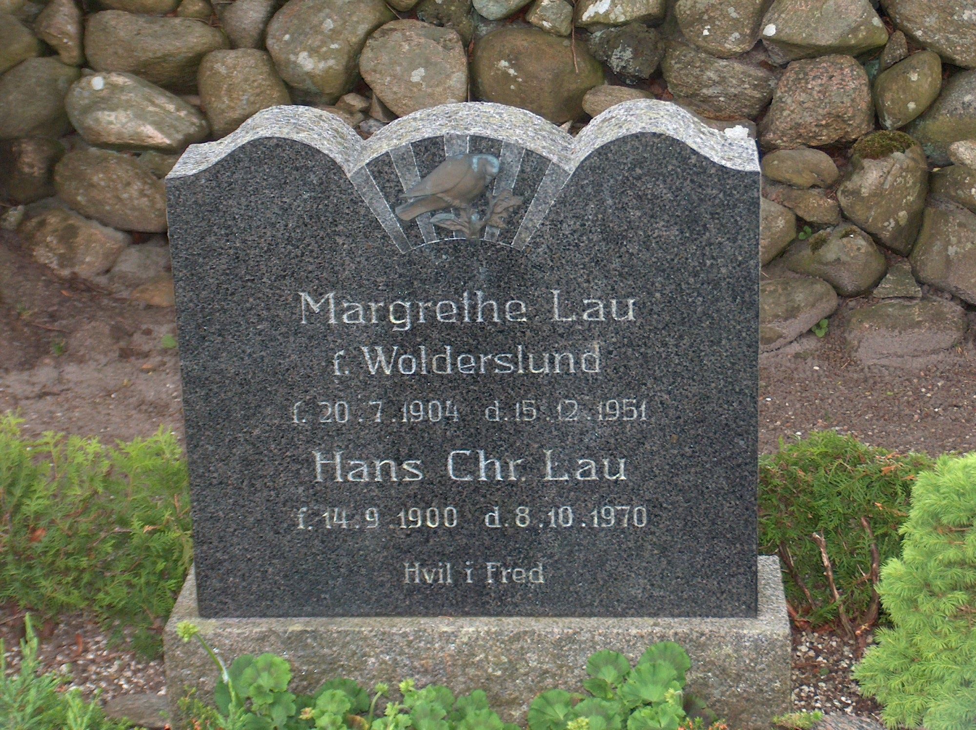 Hans Chr-Margrethe Lau. Kragelund Kirkegård