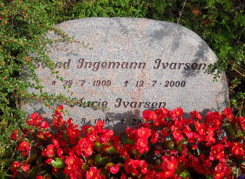 Svend Ingemann Ivarsen, Voel kirkegårg