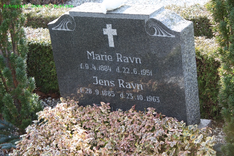 Jens Niels Jensen Ravn-Martine Marie Mortensen. Thorning Kirkegård