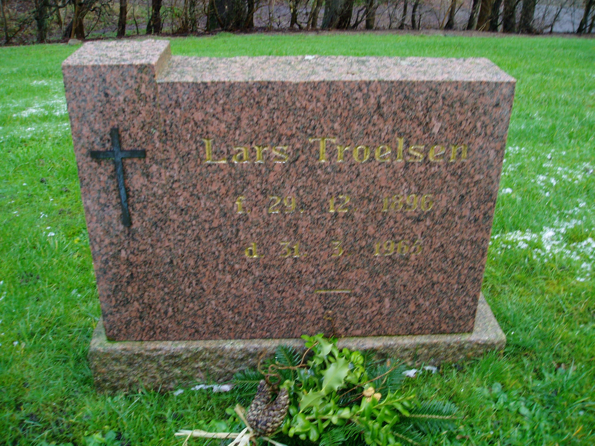 Lars Troelsen. Thorning Kirkegård